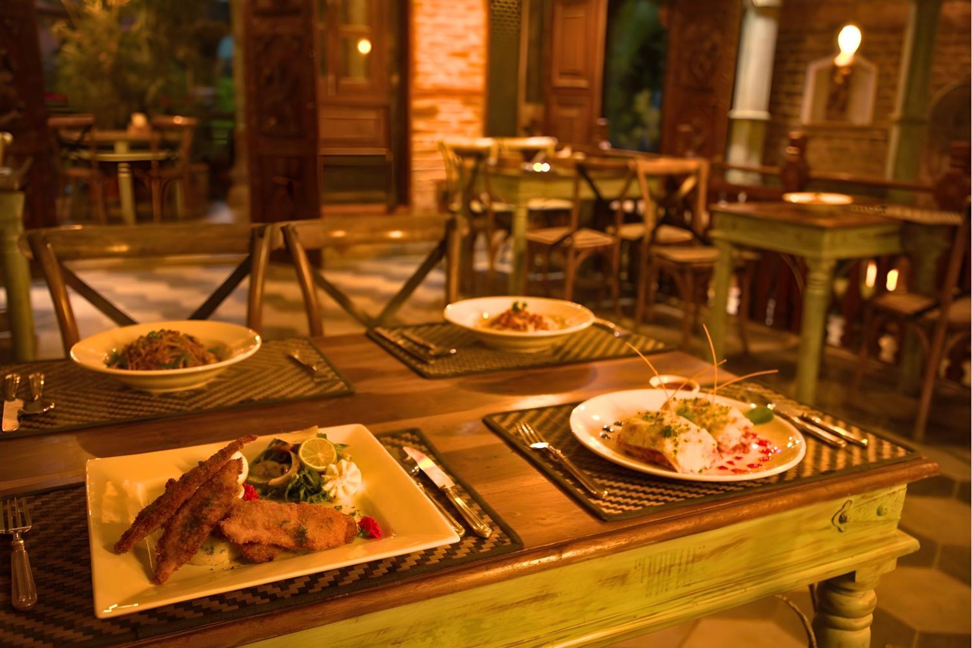 Heritage Hotel Suites And Spa Похара Екстериор снимка