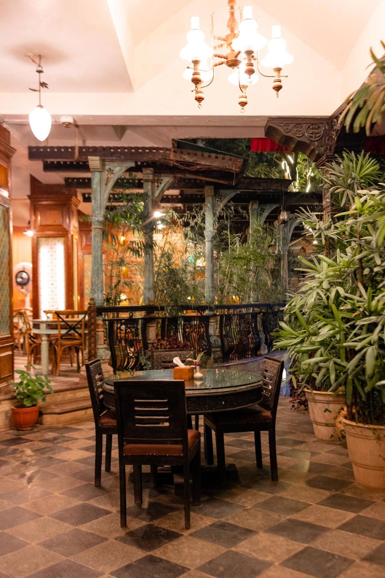 Heritage Hotel Suites And Spa Похара Екстериор снимка