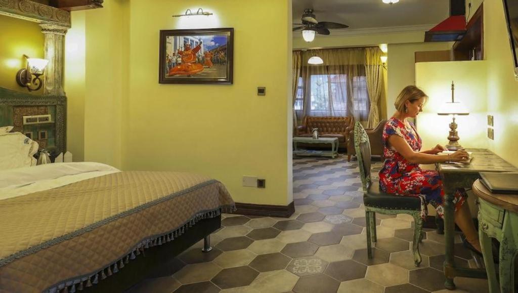 Heritage Hotel Suites And Spa Похара Екстериор снимка